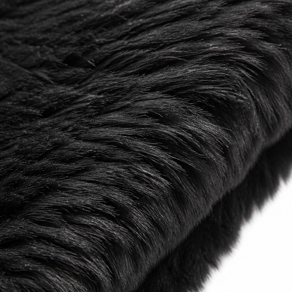 Black | fur detail